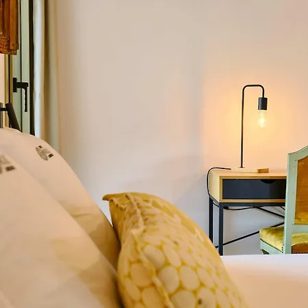 Moli Hotel 3*